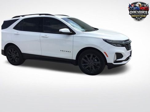 Used 2022 Chevrolet Equinox RS w/ RS Leather Package FWD image 9