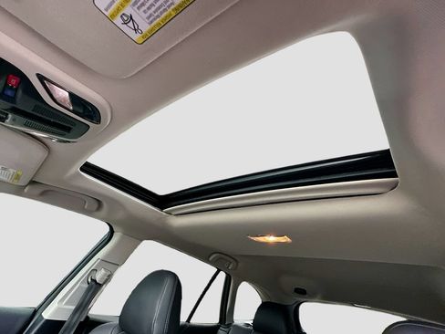Used 2020 Subaru Outback Limited AWD/4WD image 21