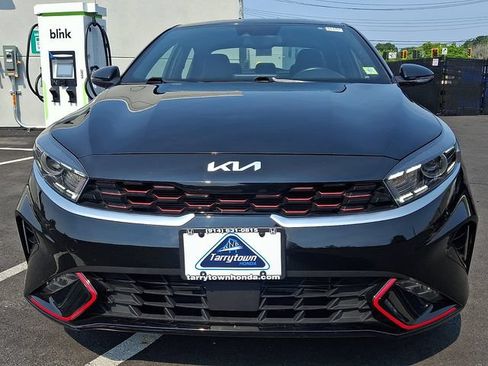 Used 2023 Kia Forte GT-Line w/ GT-Line Premium Package FWD image 2