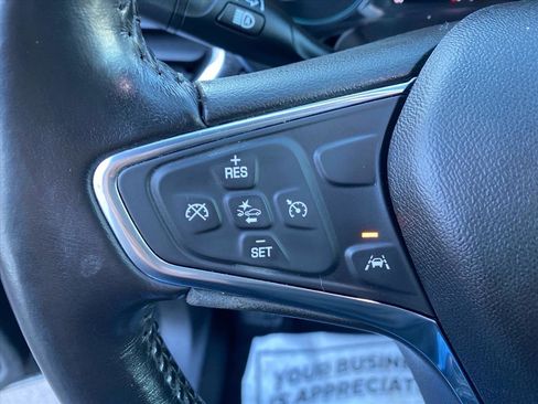 Used 2020 Chevrolet Equinox LT w/ Midnight Edition image 19