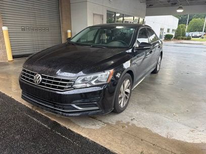Used 2018 Volkswagen Passat 2.0T SE