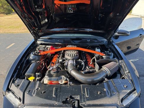 Used 2013 Ford Mustang GT w/ Brembo Brake Pkg image 12