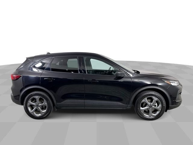 Used 2025 Ford Escape ST-Line AWD/4WD image 9
