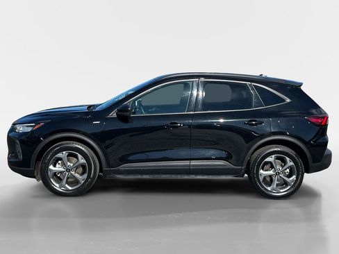 Used 2025 Ford Escape ST-Line Select image 2