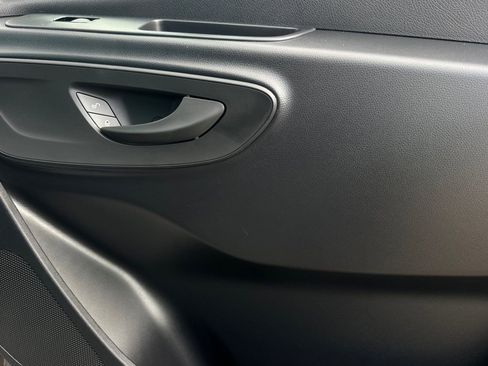 New 2025 Mercedes-Benz Sprinter 2500 image 28