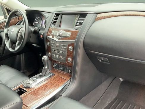 Used 2018 Nissan Armada Platinum image 23