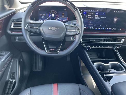 Used 2024 Chevrolet Traverse RS w/ LPO, Floor Liner Package AWD/4WD image 11