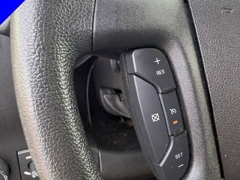 Used 2021 Chevrolet Express 2500 w/ Driver Convenience Package RWD image 16