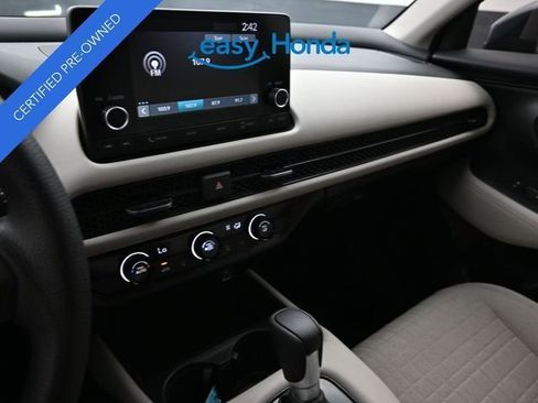 Used 2025 Honda HR-V LX image 11