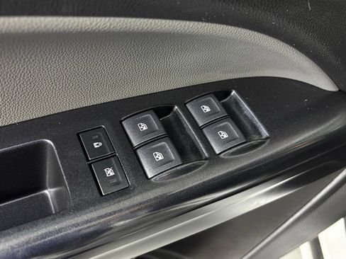 Used 2020 Chevrolet Colorado W/T w/ WT Convenience Package RWD image 13