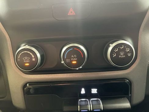 Certified 2019 RAM 1500 Big Horn AWD/4WD image 19