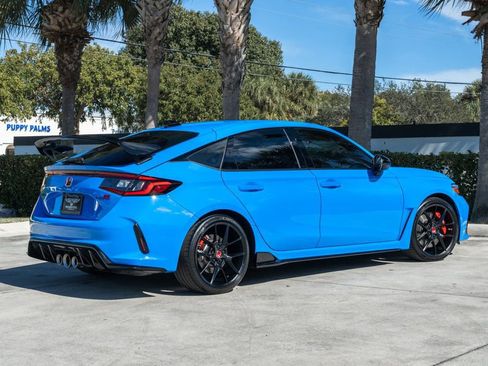 Used 2025 Honda Civic Type R image 8