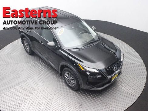 Used 2023 Nissan Rogue S AWD/4WD image 3