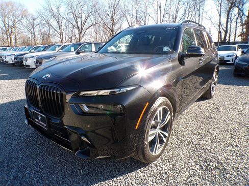 Certified 2026 BMW X7 xDrive40i w/ Executive Package image 1