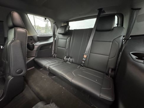 Used 2018 Chevrolet Tahoe LT w/ Luxury Package AWD/4WD image 27