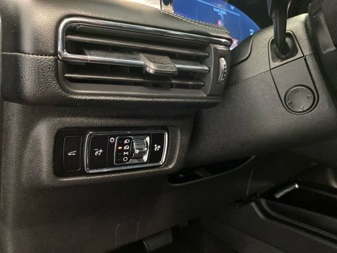 Used 2023 Lincoln Corsair AWD w/ Equipment Group 101A image 16