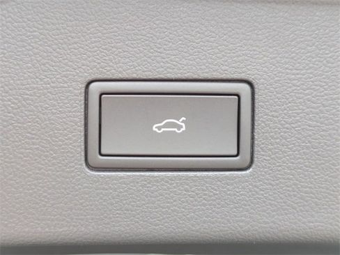 New 2026 Volkswagen Atlas SEL image 14