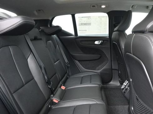 New 2026 Volvo XC40 B5 Plus w/ Protection Package Premier AWD/4WD image 32