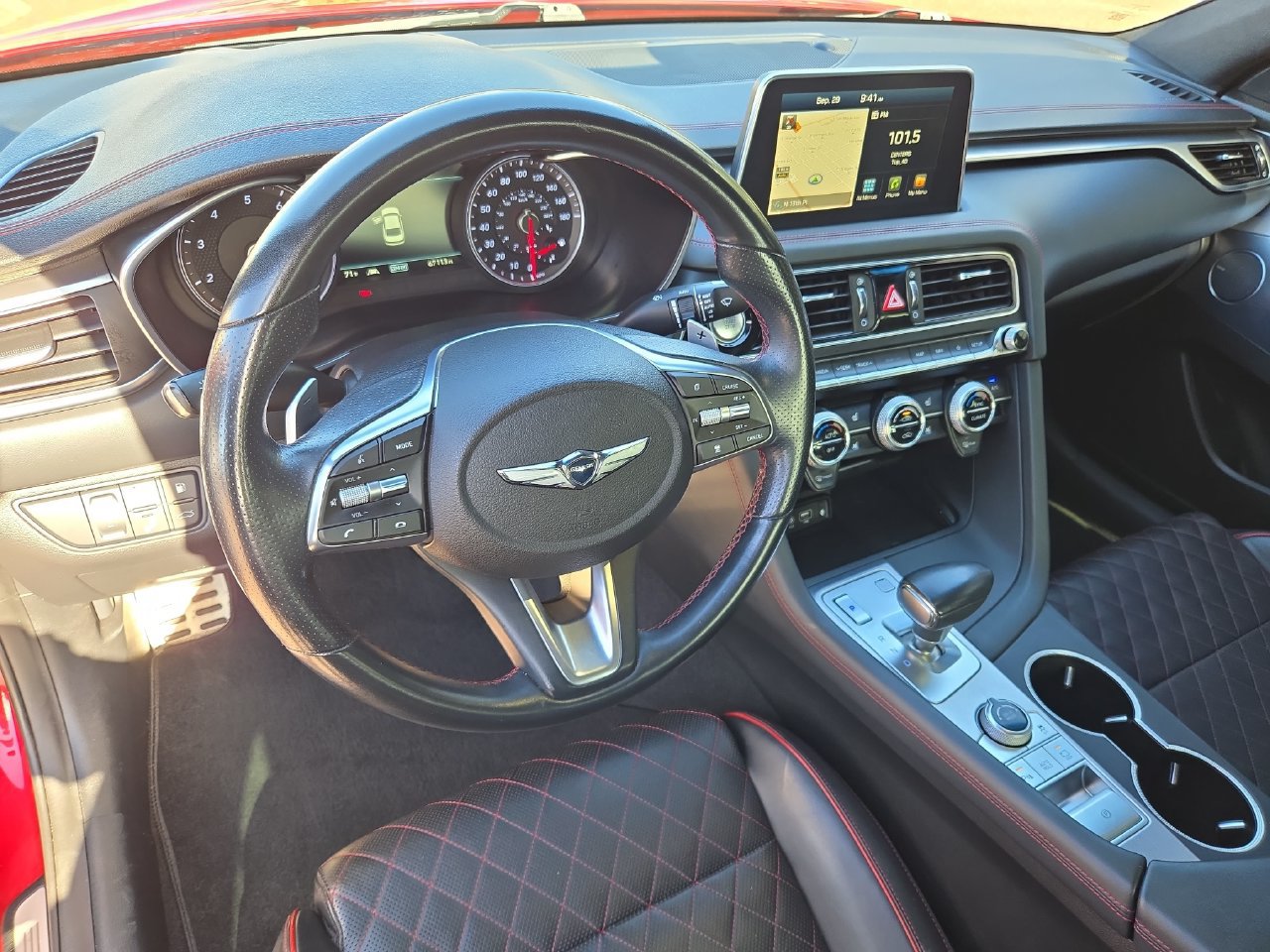 Used 2019 Genesis G70 3.3T Dynamic RWD image 15