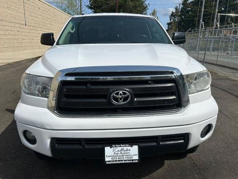 Used 2012 Toyota Tundra 4x4 Double Cab w/ Tow Pkg image 2