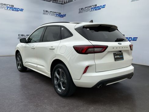 Used 2024 Ford Escape ST-Line Select AWD/4WD image 7