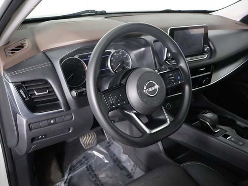 Used 2022 Nissan Rogue SV AWD/4WD image 24