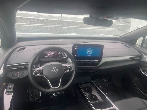 Certified 2023 Volkswagen ID.4 Pro S image 15