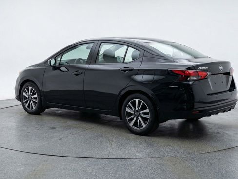 Used 2025 Nissan Versa SV FWD image 6