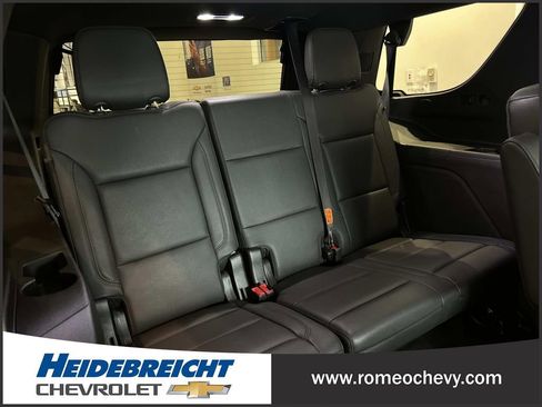 Used 2024 Chevrolet Tahoe LT w/ Luxury Package AWD/4WD image 36