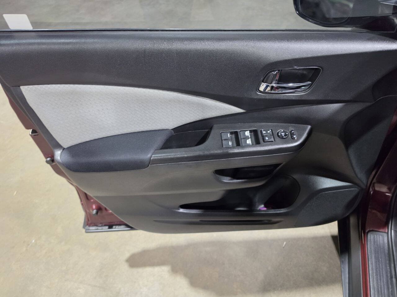 Used 2015 Honda CR-V EX image 23