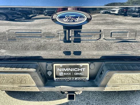 Used 2021 Ford F150 Lariat w/ Max Trailer Tow Package image 31
