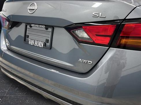 Used 2025 Nissan Altima 2.5 SL AWD/4WD image 34