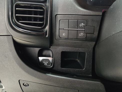 Used 2024 RAM ProMaster 2500 w/ Convenience Group FWD image 25