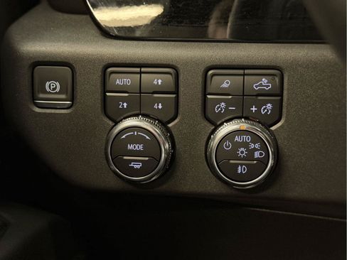 Used 2025 GMC Sierra 1500 Elevation w/ Preferred Package AWD/4WD image 22