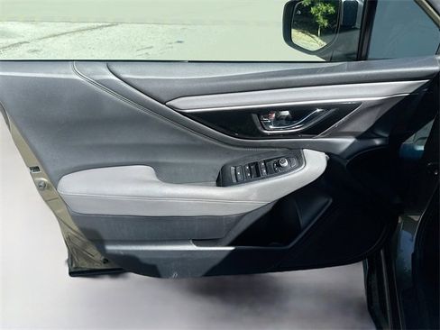 Used 2021 Subaru Outback Onyx Edition XT image 17