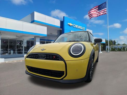 Used 2025 MINI Cooper S FWD image 7