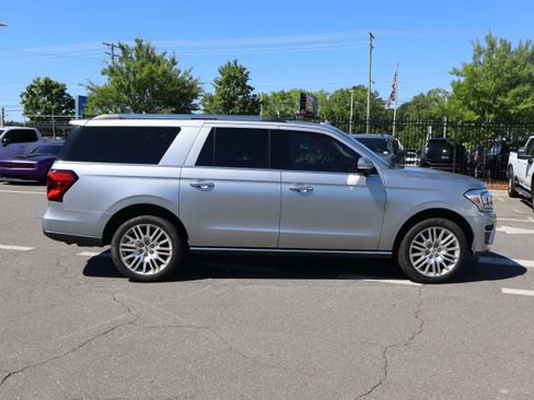 Used 2024 Ford Expedition Max Limited AWD/4WD image 11