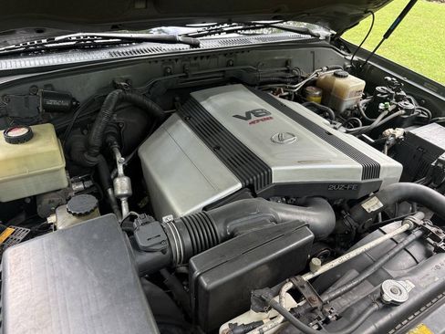 Used 2002 Lexus LX 470 4WD image 62