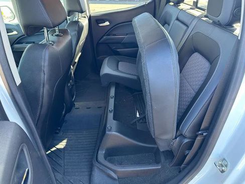 Used 2017 Chevrolet Colorado Z71 AWD/4WD image 20