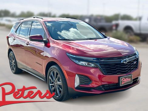 Used 2022 Chevrolet Equinox RS FWD image 1