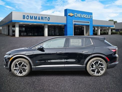 New 2026 Chevrolet Equinox EV LT image 2