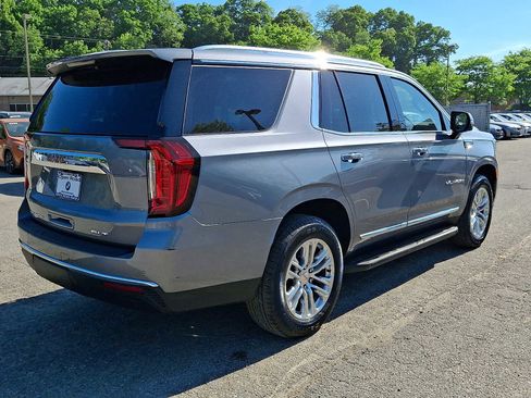 Used 2022 GMC Yukon SLT w/ SLT Luxury Package AWD/4WD image 8