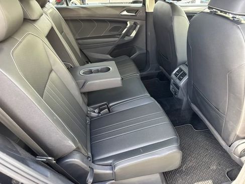 Used 2023 Volkswagen Tiguan SE image 24