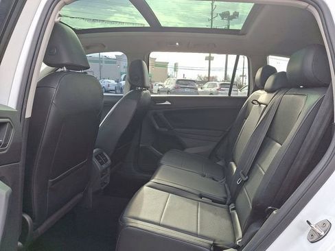 Used 2019 Volkswagen Tiguan SEL image 10