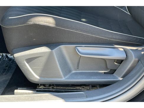 Used 2023 Volkswagen Jetta Sport FWD image 14