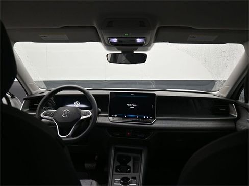 New 2026 Volkswagen Tiguan S image 10