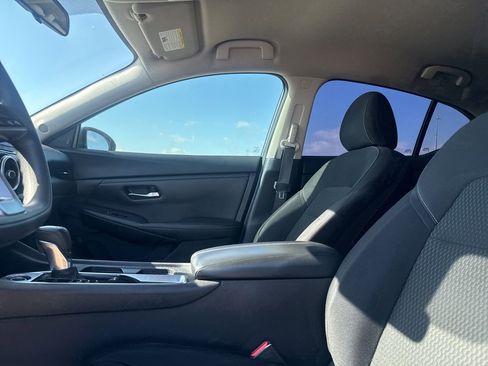 Used 2020 Nissan Sentra S image 36