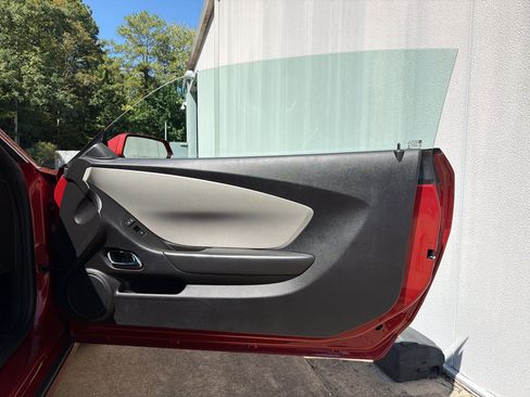 Used 2015 Chevrolet Camaro LS RWD image 16