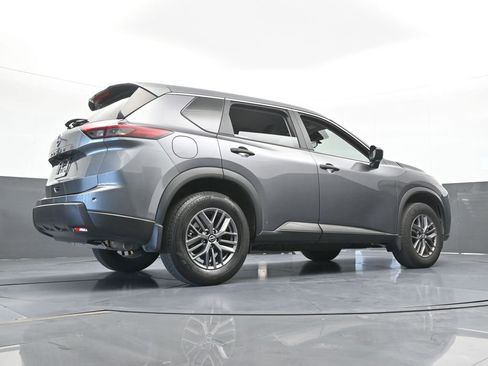 Used 2025 Nissan Rogue S FWD image 52