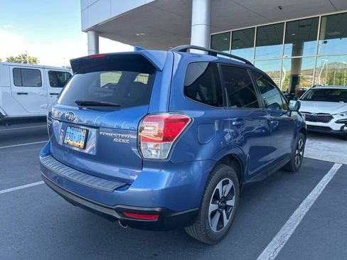 Used 2017 Subaru Forester 2.5i Limited w/ Popular Package #2 AWD/4WD image 4